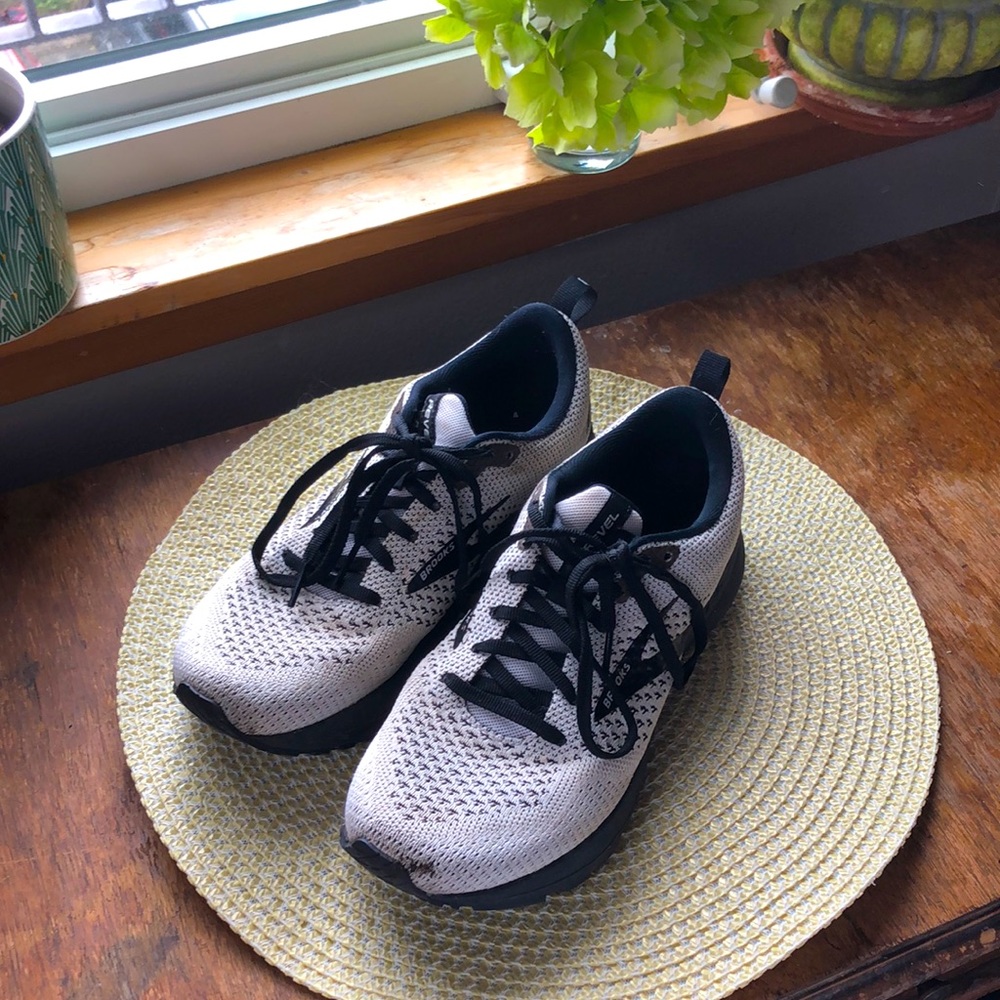 Brooks Revel Running Shoes